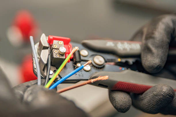 Best Emergency Electrical Repair  in Ypsilanti, MI